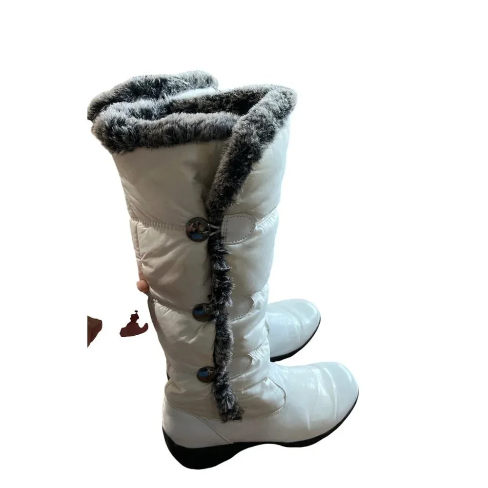 Khombu Style BW1582 white faux fur lined zippered boots size 8M